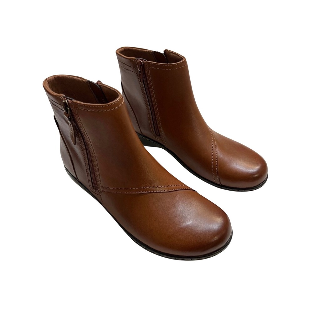 Clarks Ashland Vista Brown Leather Ankle Side Zip Boots Women's Size 8
